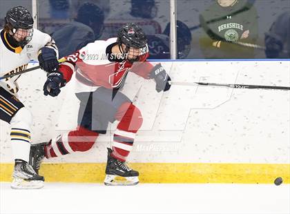 Thumbnail 1 in Trinity-Pawling vs. Dexter Southfield (Lawrence Piatelli Jamboree) photogallery.