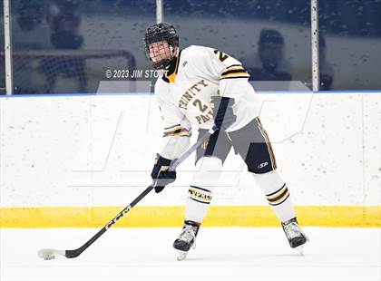 Thumbnail 1 in Trinity-Pawling vs. Dexter Southfield (Lawrence Piatelli Jamboree) photogallery.