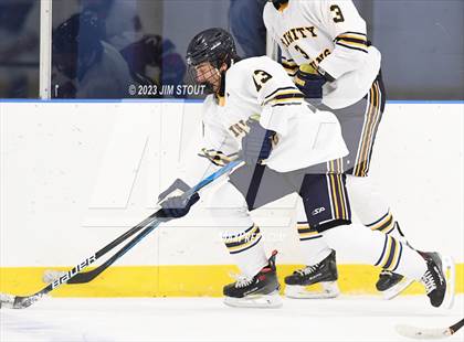 Thumbnail 3 in Trinity-Pawling vs. Dexter Southfield (Lawrence Piatelli Jamboree) photogallery.