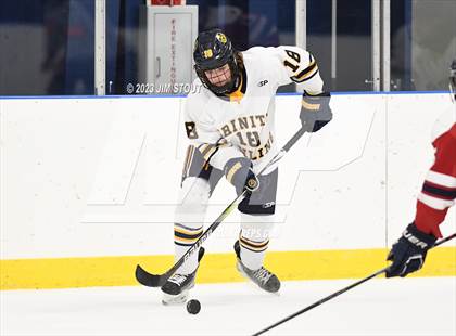 Thumbnail 1 in Trinity-Pawling vs. Dexter Southfield (Lawrence Piatelli Jamboree) photogallery.