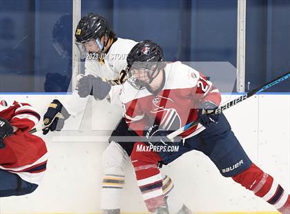Thumbnail 2 in Trinity-Pawling vs. Dexter Southfield (Lawrence Piatelli Jamboree) photogallery.