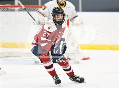 Thumbnail 2 in Trinity-Pawling vs. Dexter Southfield (Lawrence Piatelli Jamboree) photogallery.