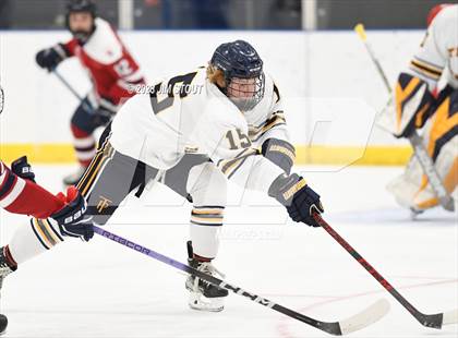 Thumbnail 1 in Trinity-Pawling vs. Dexter Southfield (Lawrence Piatelli Jamboree) photogallery.