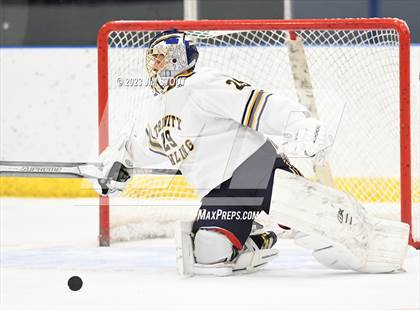 Thumbnail 2 in Trinity-Pawling vs. Dexter Southfield (Lawrence Piatelli Jamboree) photogallery.