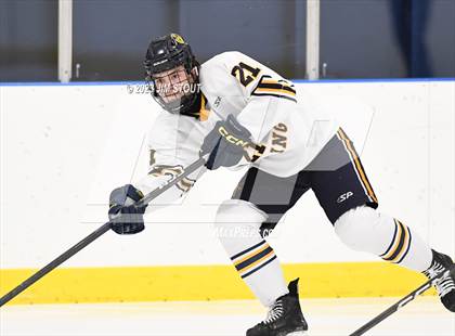 Thumbnail 1 in Trinity-Pawling vs. Dexter Southfield (Lawrence Piatelli Jamboree) photogallery.