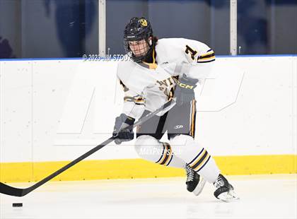 Thumbnail 2 in Trinity-Pawling vs. Dexter Southfield (Lawrence Piatelli Jamboree) photogallery.