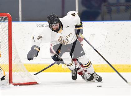 Thumbnail 1 in Trinity-Pawling vs. Dexter Southfield (Lawrence Piatelli Jamboree) photogallery.