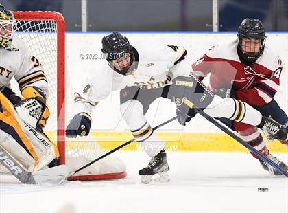 Thumbnail 2 in Trinity-Pawling vs. Dexter Southfield (Lawrence Piatelli Jamboree) photogallery.
