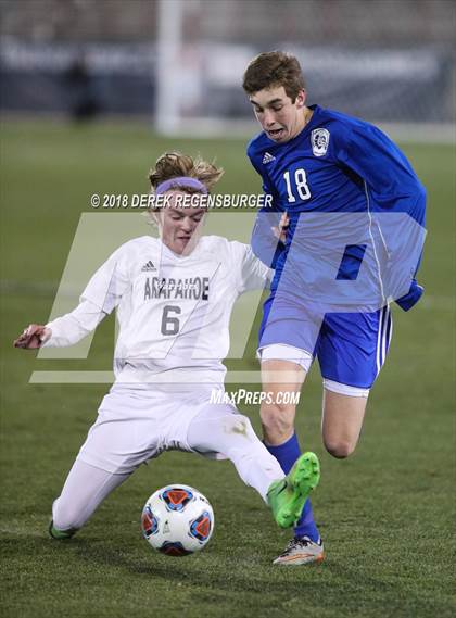 Thumbnail 2 in Arapahoe vs Grandview (5A CHSAA Final) photogallery.