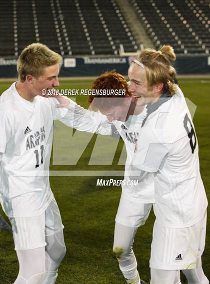 Thumbnail 2 in Arapahoe vs Grandview (5A CHSAA Final) photogallery.