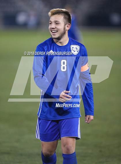 Thumbnail 3 in Arapahoe vs Grandview (5A CHSAA Final) photogallery.