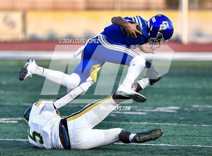 Thumbnail 3 in Canyon @ Charter Oak photogallery.