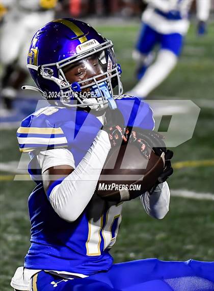 Thumbnail 3 in Canyon @ Charter Oak photogallery.