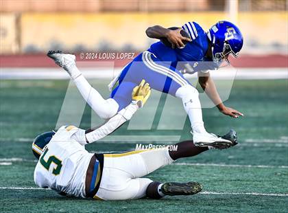 Thumbnail 1 in Canyon @ Charter Oak photogallery.