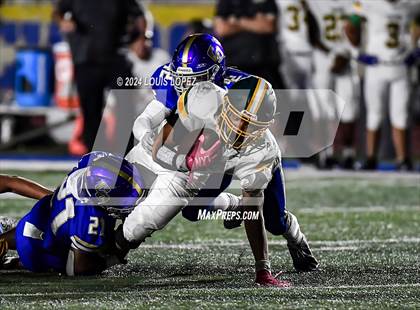 Thumbnail 2 in Canyon @ Charter Oak photogallery.