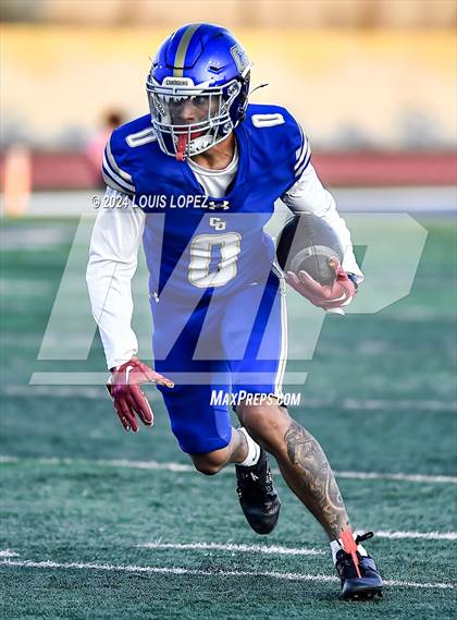 Thumbnail 3 in Canyon @ Charter Oak photogallery.