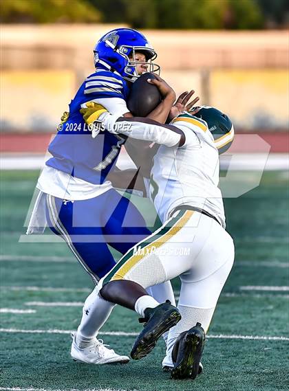 Thumbnail 2 in Canyon @ Charter Oak photogallery.