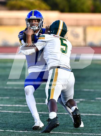 Thumbnail 3 in Canyon @ Charter Oak photogallery.