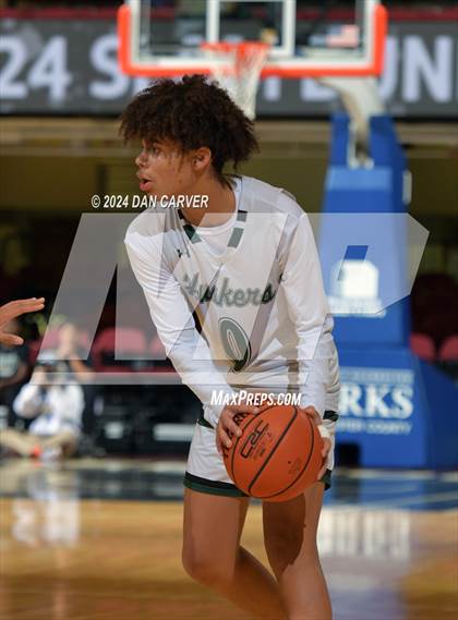 Thumbnail 3 in Yorktown vs. Mamaroneck (Slam Dunk Showcase) photogallery.