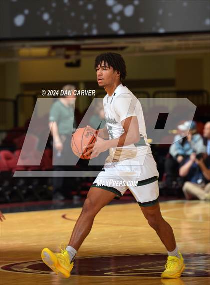 Thumbnail 2 in Yorktown vs. Mamaroneck (Slam Dunk Showcase) photogallery.