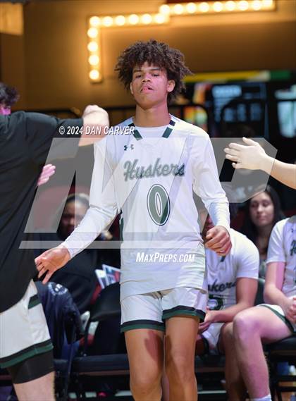 Thumbnail 1 in Yorktown vs. Mamaroneck (Slam Dunk Showcase) photogallery.