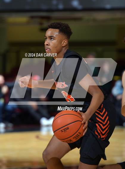 Thumbnail 2 in Yorktown vs. Mamaroneck (Slam Dunk Showcase) photogallery.