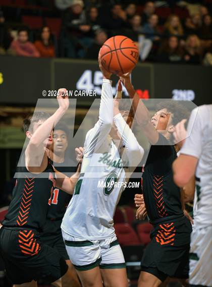 Thumbnail 1 in Yorktown vs. Mamaroneck (Slam Dunk Showcase) photogallery.