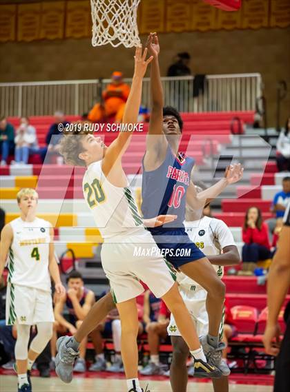 Thumbnail 3 in Christian vs. Mira Costa (Torrey Pines Holiday Classic) photogallery.