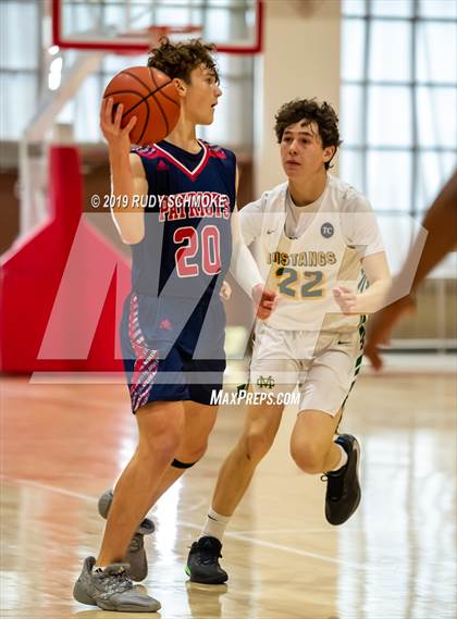 Thumbnail 2 in Christian vs. Mira Costa (Torrey Pines Holiday Classic) photogallery.