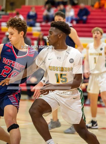 Thumbnail 1 in Christian vs. Mira Costa (Torrey Pines Holiday Classic) photogallery.