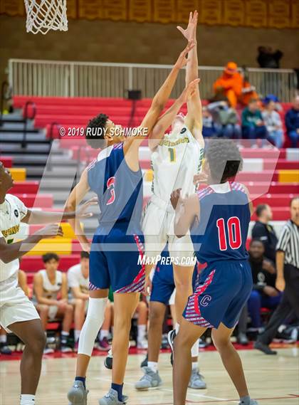 Thumbnail 2 in Christian vs. Mira Costa (Torrey Pines Holiday Classic) photogallery.