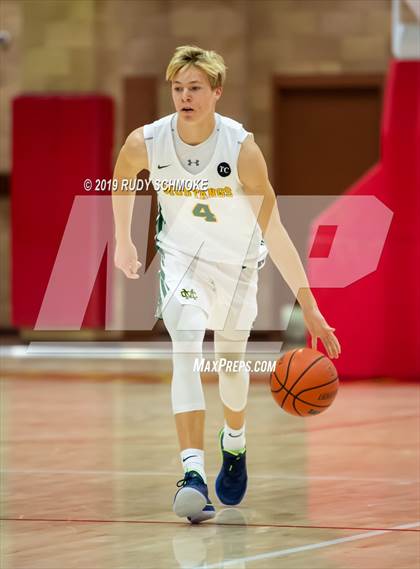 Thumbnail 2 in Christian vs. Mira Costa (Torrey Pines Holiday Classic) photogallery.