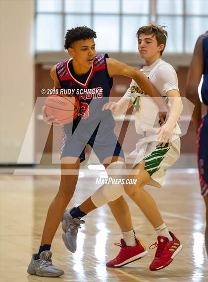 Thumbnail 2 in Christian vs. Mira Costa (Torrey Pines Holiday Classic) photogallery.