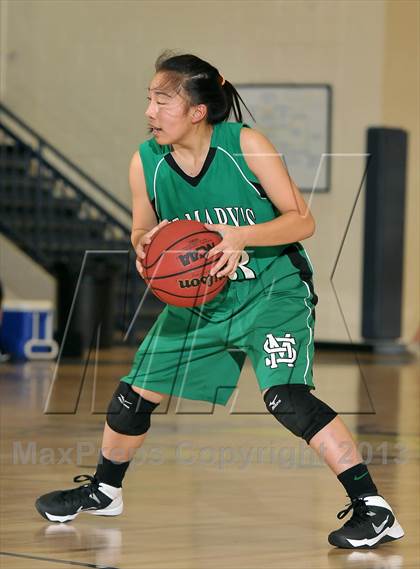 Thumbnail 3 in St. Mary's vs. Oak Ridge (Trojan Toss-Up) photogallery.