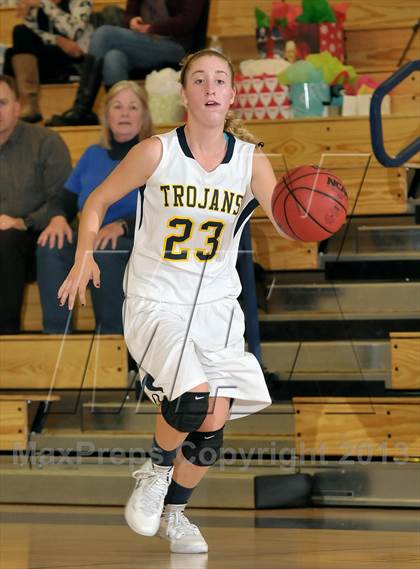Thumbnail 3 in St. Mary's vs. Oak Ridge (Trojan Toss-Up) photogallery.
