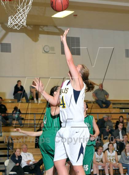 Thumbnail 2 in St. Mary's vs. Oak Ridge (Trojan Toss-Up) photogallery.