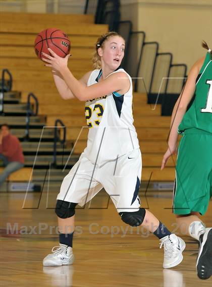 Thumbnail 3 in St. Mary's vs. Oak Ridge (Trojan Toss-Up) photogallery.