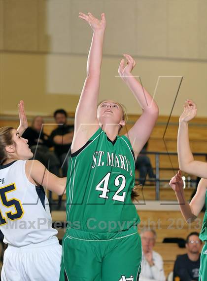 Thumbnail 2 in St. Mary's vs. Oak Ridge (Trojan Toss-Up) photogallery.