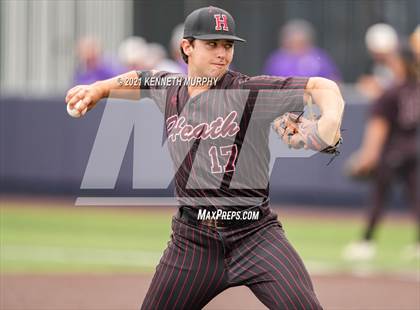 Thumbnail 3 in Rockwall vs Rockwall-Heath (UIL 6A Regional Final) photogallery.