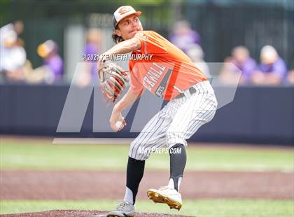 Thumbnail 1 in Rockwall vs Rockwall-Heath (UIL 6A Regional Final) photogallery.