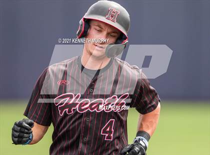 Thumbnail 2 in Rockwall vs Rockwall-Heath (UIL 6A Regional Final) photogallery.