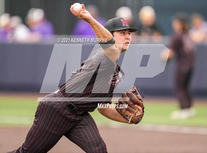 Thumbnail 2 in Rockwall vs Rockwall-Heath (UIL 6A Regional Final) photogallery.