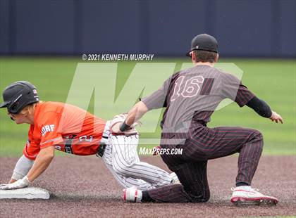 Thumbnail 3 in Rockwall vs Rockwall-Heath (UIL 6A Regional Final) photogallery.