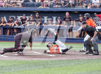 Thumbnail 3 in Rockwall vs Rockwall-Heath (UIL 6A Regional Final) photogallery.