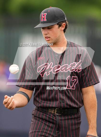 Thumbnail 3 in Rockwall vs Rockwall-Heath (UIL 6A Regional Final) photogallery.