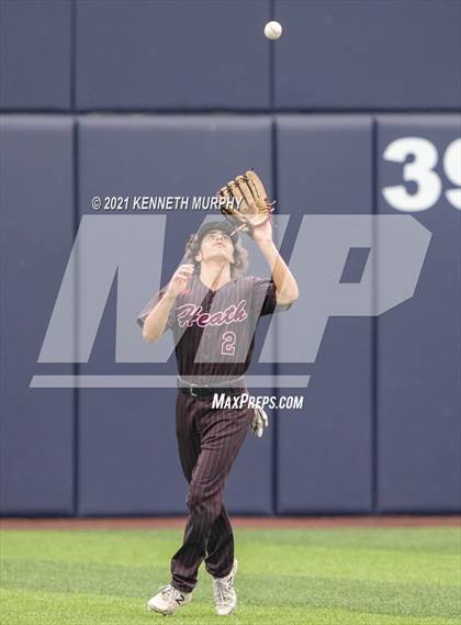 Thumbnail 1 in Rockwall vs Rockwall-Heath (UIL 6A Regional Final) photogallery.