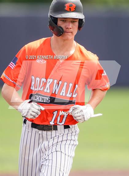 Thumbnail 2 in Rockwall vs Rockwall-Heath (UIL 6A Regional Final) photogallery.