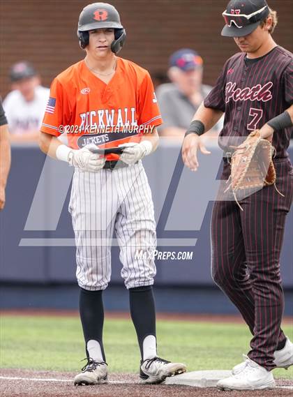 Thumbnail 1 in Rockwall vs Rockwall-Heath (UIL 6A Regional Final) photogallery.