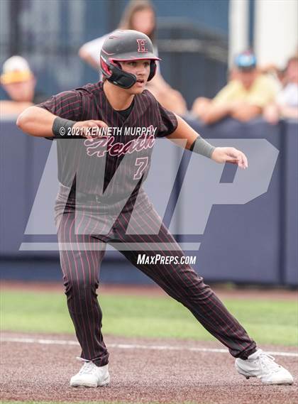 Thumbnail 1 in Rockwall vs Rockwall-Heath (UIL 6A Regional Final) photogallery.