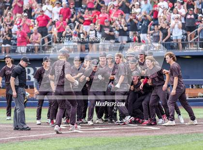 Thumbnail 3 in Rockwall vs Rockwall-Heath (UIL 6A Regional Final) photogallery.
